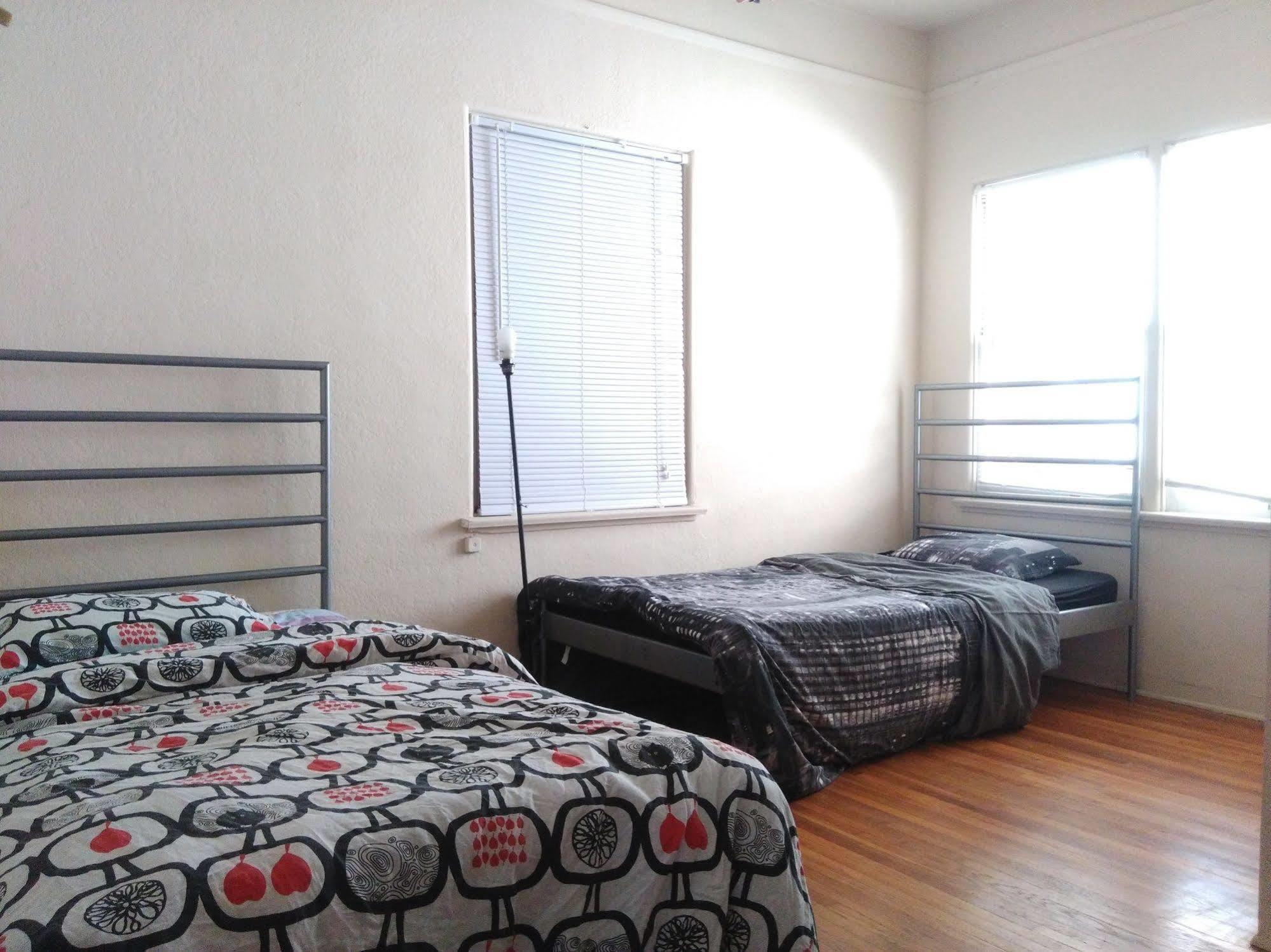 Hostel Habibi San Diego Luaran gambar